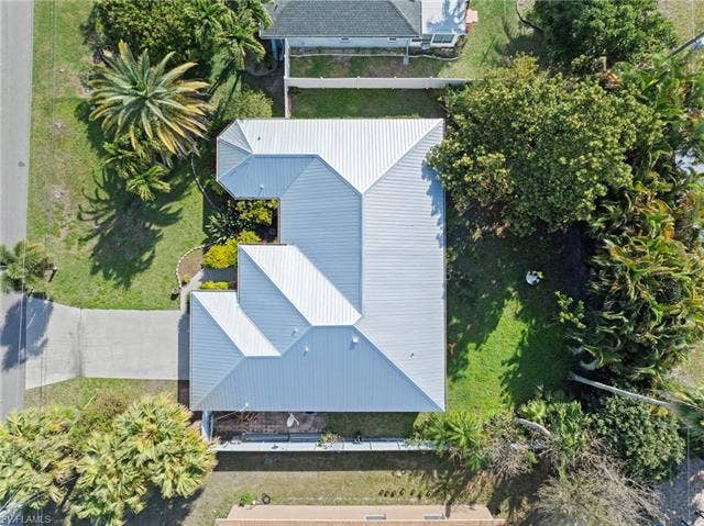 144 27th St, Cape Coral, FL 33904 144 27th St, Cape Coral, FL 33904