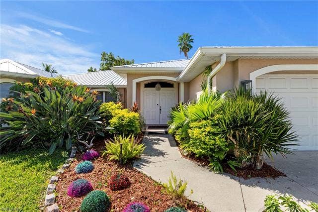 144 27th St, Cape Coral, FL 33904 144 27th St, Cape Coral, FL 33904