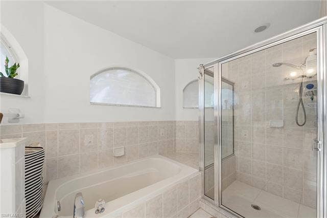 144 27th St, Cape Coral, FL 33904 144 27th St, Cape Coral, FL 33904