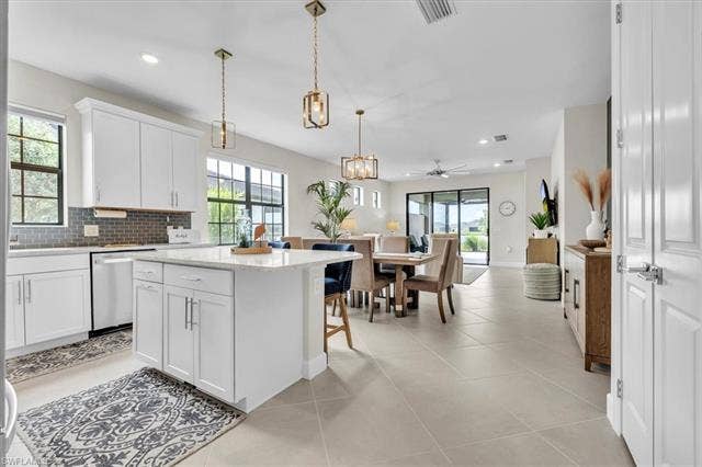 16782 Rolling Rock Blvd, Alva, FL 33920 Kitchen/great room