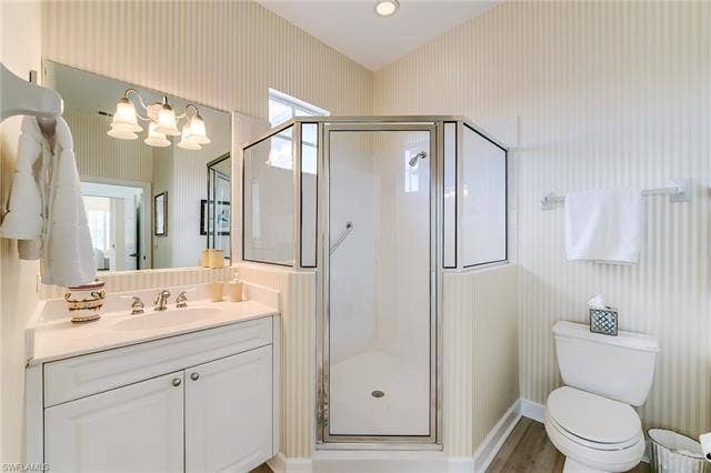 9533 Cypress Hammock Cir, #202, Estero, FL 34135 En suite Bathroom
