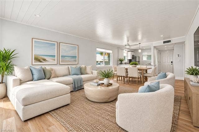 2580 Estero Blvd, #15, Fort Myers Beach, FL 33931 Virtually staged living/dining space