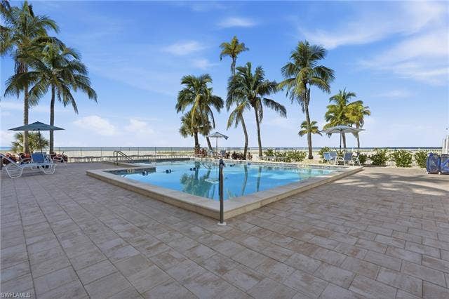 2580 Estero Blvd, #15, Fort Myers Beach, FL 33931 Pool area