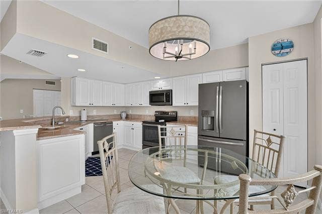 19870 Breckenridge Dr, #303, Estero, FL 33928 19870 Breckenridge Dr, #303, Estero, FL 33928