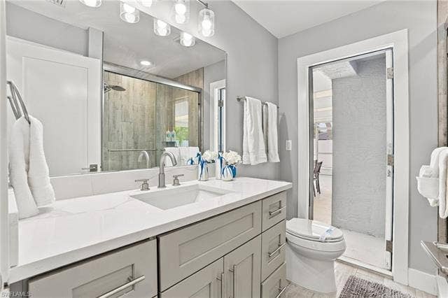 310 Madison Ct, Fort Myers Beach, FL 33931 Guest bathroom