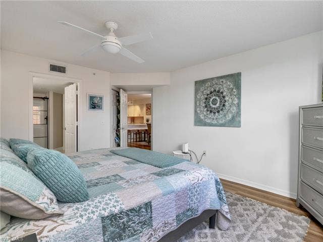8659 River Homes Ln, #1202, Bonita Springs, FL 34135 Light and bright guest room
