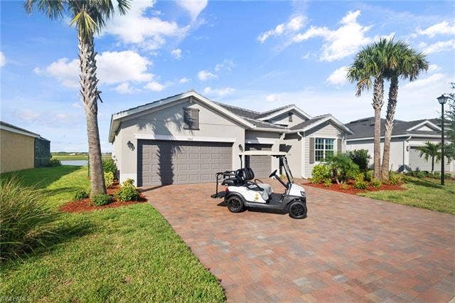 3553 Stormy Creek Ln, Alva, FL 33920 Golf Cart included