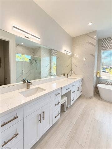 2469 NE 29th Ave, Naples, FL 34120 2469 NE 29th Ave, Naples, FL 34120