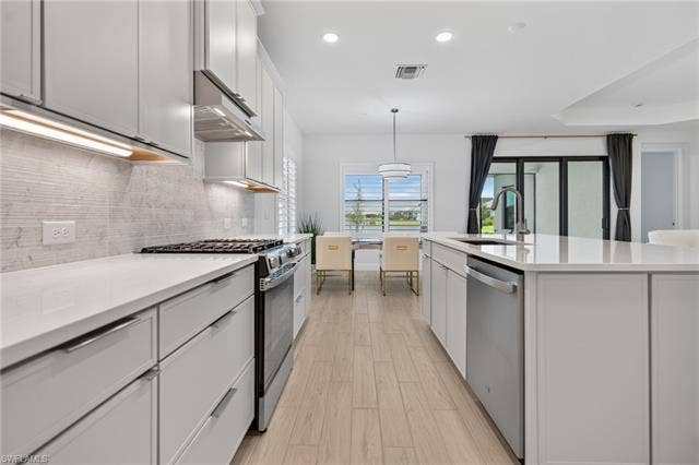 4101 Pegasus Way, Naples, FL 34120 4101 Pegasus Way, Naples, FL 34120