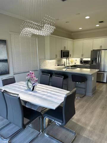 8863 Madrid Cir, Naples, FL 34104 8863 Madrid Cir, Naples, FL 34104