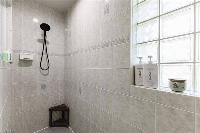 5211 27th Pl, Cape Coral, FL 33914 5211 27th Pl, Cape Coral, FL 33914