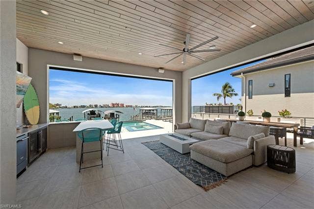 841 San Carlos Dr, Fort Myers Beach, FL 33931 841 San Carlos Dr, Fort Myers Beach, FL 33931