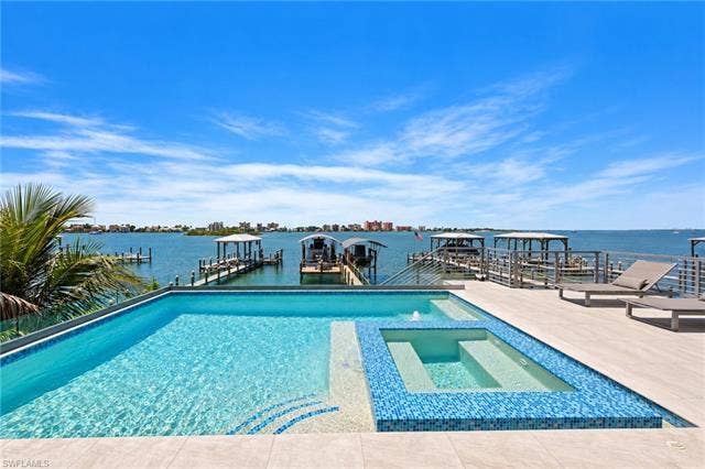 841 San Carlos Dr, Fort Myers Beach, FL 33931 841 San Carlos Dr, Fort Myers Beach, FL 33931