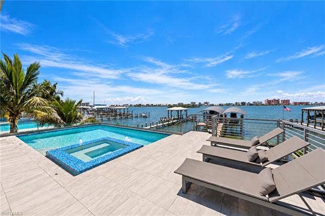 841 San Carlos Dr, Fort Myers Beach, FL 33931 841 San Carlos Dr, Fort Myers Beach, FL 33931