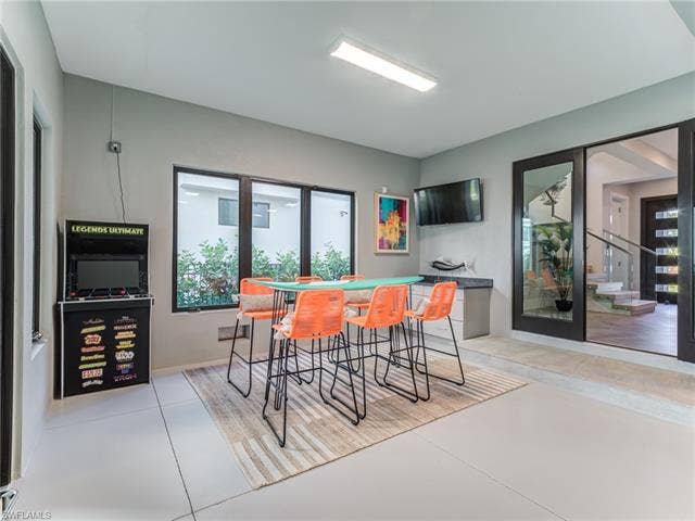 841 San Carlos Dr, Fort Myers Beach, FL 33931 841 San Carlos Dr, Fort Myers Beach, FL 33931