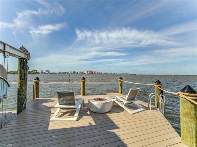 841 San Carlos Dr, Fort Myers Beach, FL 33931 841 San Carlos Dr, Fort Myers Beach, FL 33931