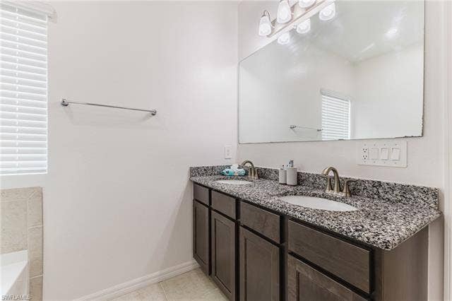 1219 10th St, Cape Coral, FL 33991 1219 10th St, Cape Coral, FL 33991