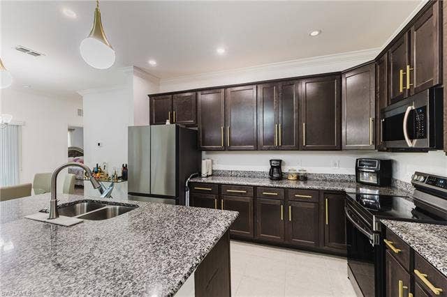 1219 10th St, Cape Coral, FL 33991 1219 10th St, Cape Coral, FL 33991