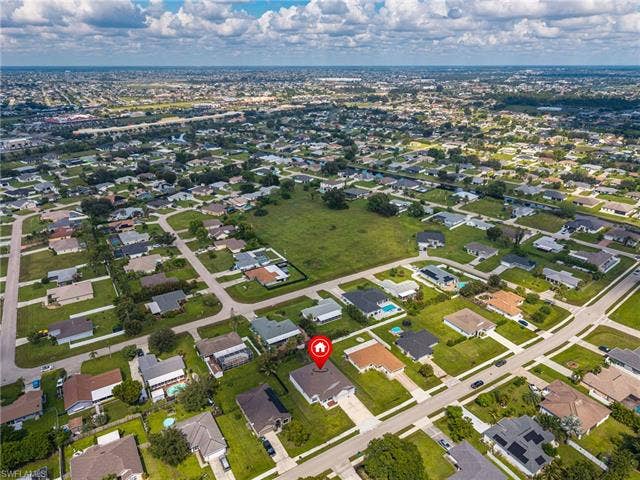 1219 10th St, Cape Coral, FL 33991 1219 10th St, Cape Coral, FL 33991
