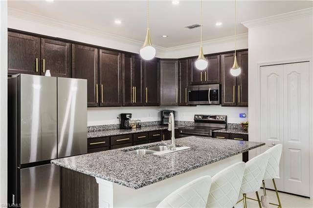1219 10th St, Cape Coral, FL 33991 1219 10th St, Cape Coral, FL 33991