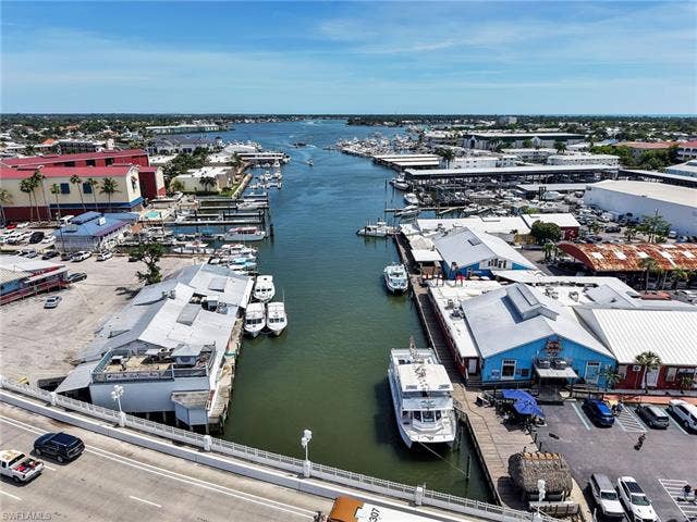 801 River Point Dr, #203, Naples, FL 34102 801 River Point Dr, #203, Naples, FL 34102
