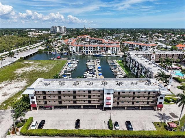 801 River Point Dr, #203, Naples, FL 34102 801 River Point Dr, #203, Naples, FL 34102