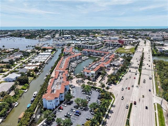 801 River Point Dr, #203, Naples, FL 34102 801 River Point Dr, #203, Naples, FL 34102