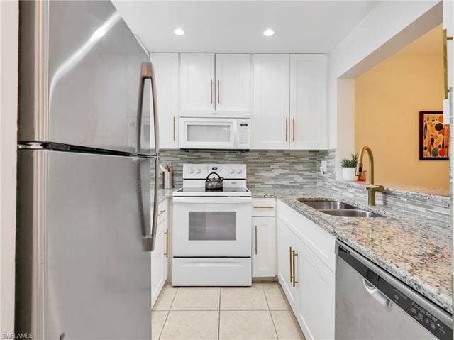 801 River Point Dr, #203, Naples, FL 34102 801 River Point Dr, #203, Naples, FL 34102