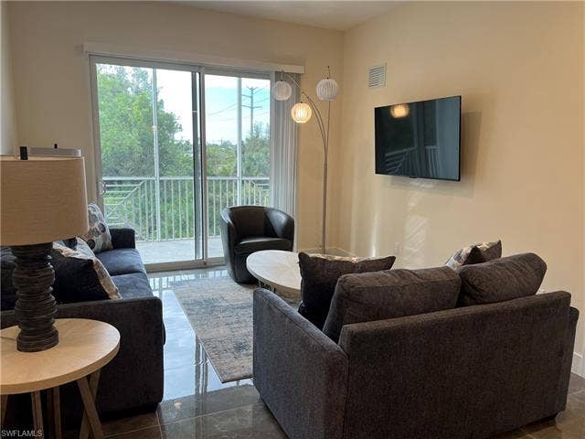 26600 Rosewood Pointe Dr, #B-107, Bonita Springs, FL 34135 View of living room