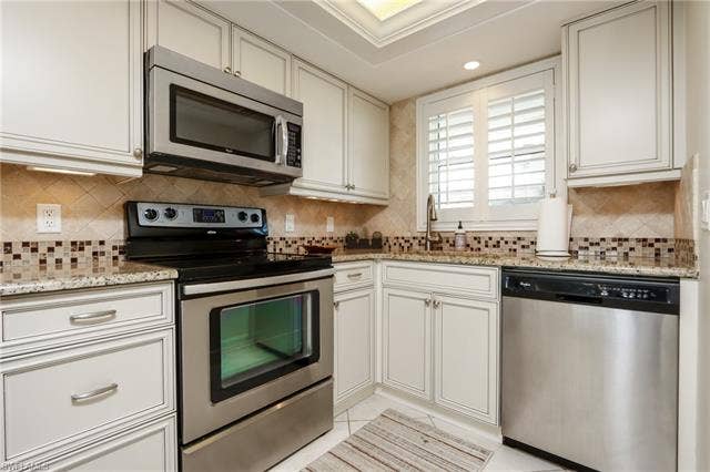 271 Southbay Dr, #155, Naples, FL 34108 271 Southbay Dr, #155, Naples, FL 34108
