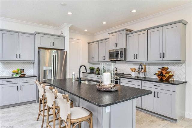 4239 Pegasus Way, Naples, FL 34120 4239 Pegasus Way, Naples, FL 34120