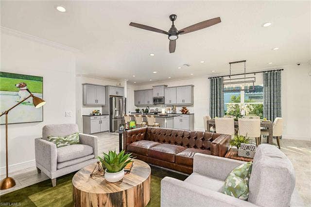 4239 Pegasus Way, Naples, FL 34120 4239 Pegasus Way, Naples, FL 34120