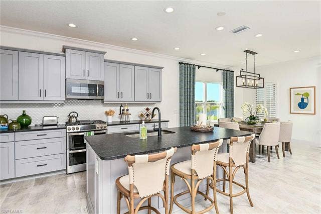 4239 Pegasus Way, Naples, FL 34120 4239 Pegasus Way, Naples, FL 34120