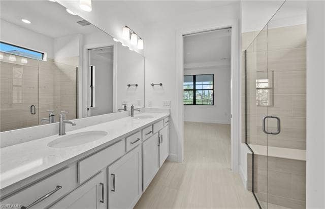 2151 Freemont Way, Naples, FL 34120 Photos are of similar Contour home. Homes may vary.
