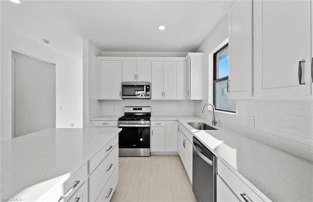 2151 Freemont Way, Naples, FL 34120 Photos are of similar Contour home. Homes may vary.