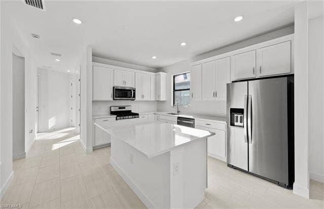 2151 Freemont Way, Naples, FL 34120 Photos are of similar Contour home. Homes may vary.