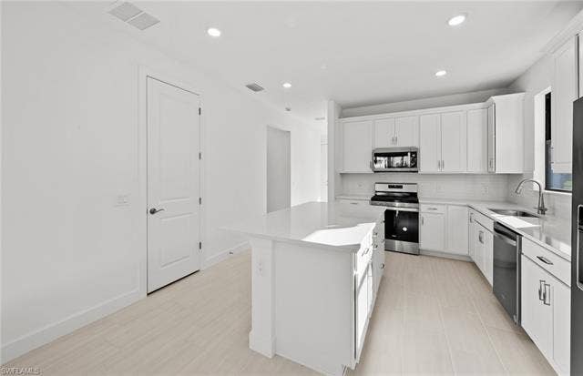 2151 Freemont Way, Naples, FL 34120 Photos are of similar Contour home. Homes may vary.