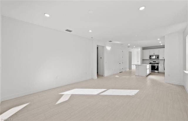 2151 Freemont Way, Naples, FL 34120 Photos are of similar Contour home. Homes may vary.