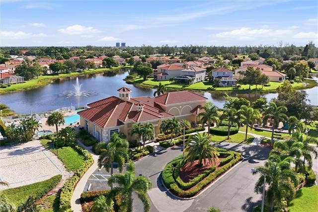 8910 Paseo De Valencia St, Fort Myers, FL 33908 Clubhouse and Volleyball Court
