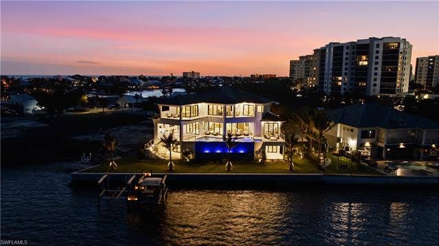 280 Estrellita Dr, Fort Myers Beach, FL 33931 Virtually edited image