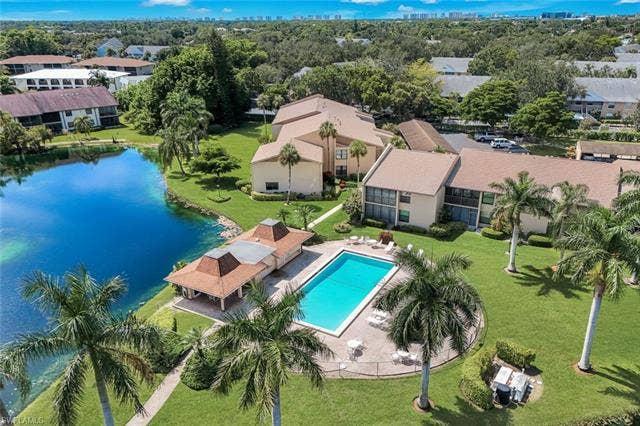 960 Palm View Dr, #209, Naples, FL 34110 960 Palm View Dr, #209, Naples, FL 34110