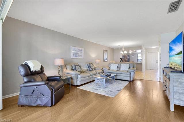 960 Palm View Dr, #209, Naples, FL 34110 960 Palm View Dr, #209, Naples, FL 34110