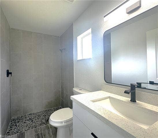2317 39th St, Cape Coral, FL 33909 2317 39th St, Cape Coral, FL 33909