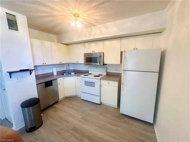 8617 River Homes Ln, #3202, Bonita Springs, FL 34135 8617 River Homes Ln, #3202, Bonita Springs, FL 34135