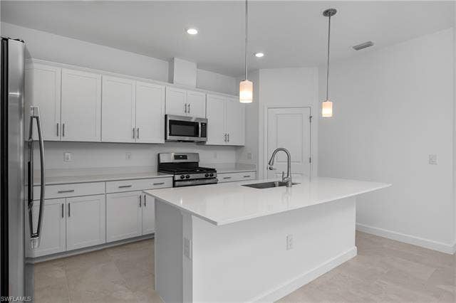 20179 Hartford Blvd, Estero, FL 33928 20179 Hartford Blvd, Estero, FL 33928