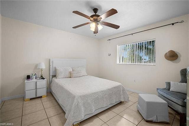 144 E Cypress Way, #707, Naples, FL 34110 144 E Cypress Way, #707, Naples, FL 34110