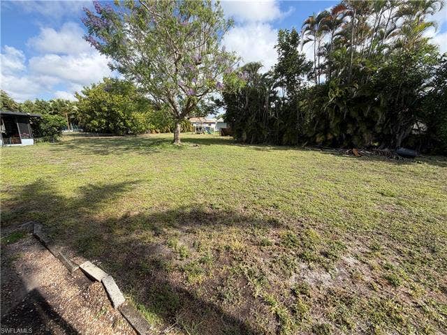 937 52nd St, Cape Coral, FL 33914 937 52nd St, Cape Coral, FL 33914