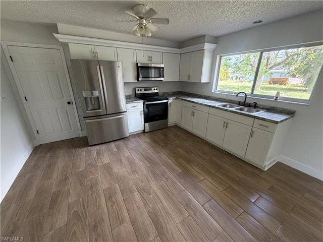 937 52nd St, Cape Coral, FL 33914 937 52nd St, Cape Coral, FL 33914