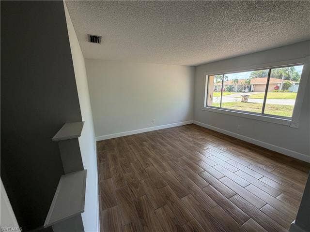 937 52nd St, Cape Coral, FL 33914 937 52nd St, Cape Coral, FL 33914