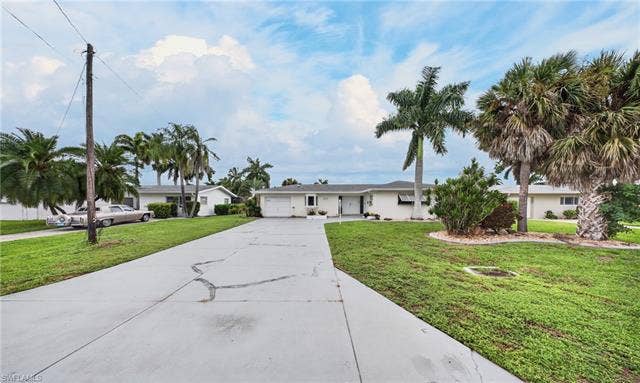 5125 York Ct, Cape Coral, FL 33904 5125 York Ct, Cape Coral, FL 33904